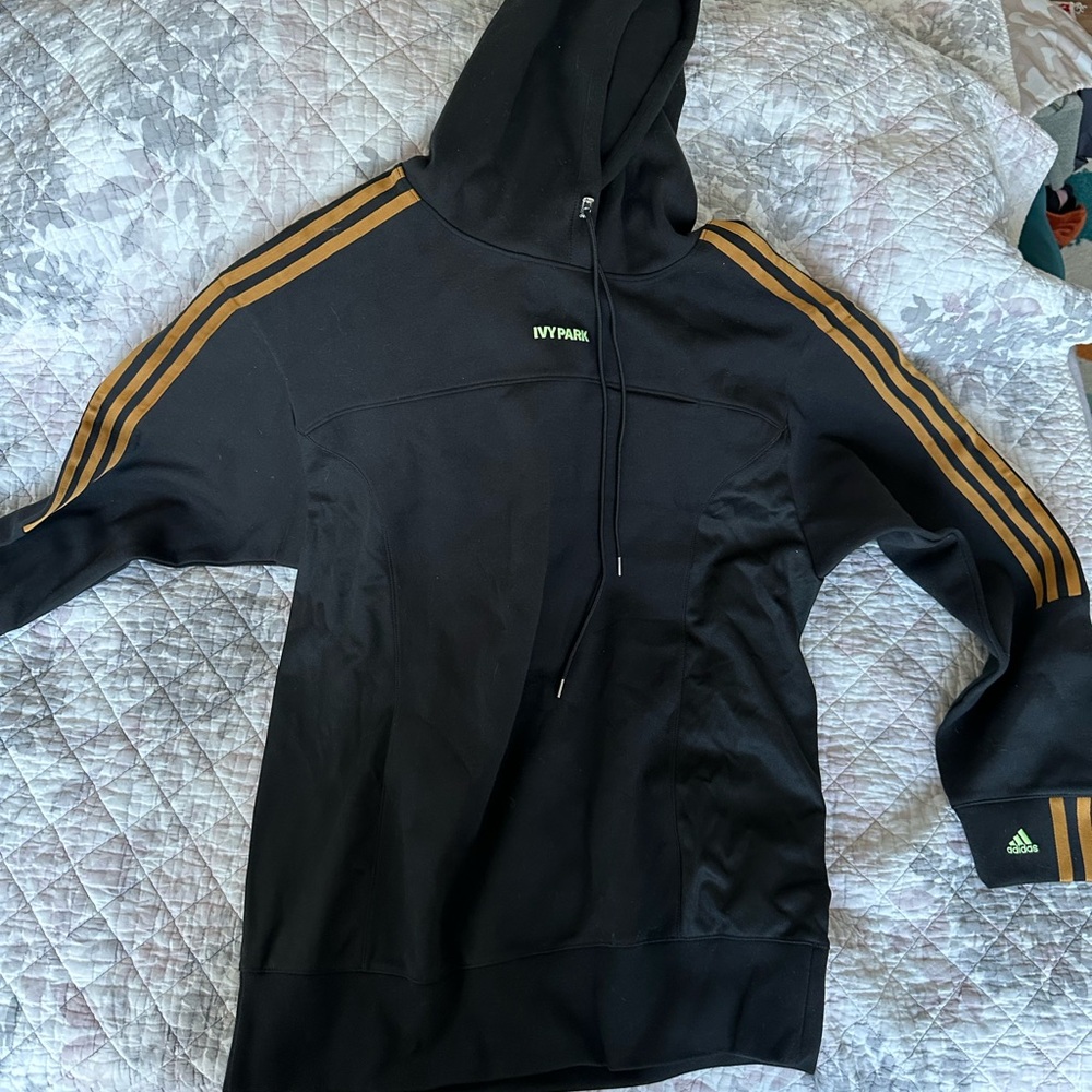 never worn ivy park hoodie
